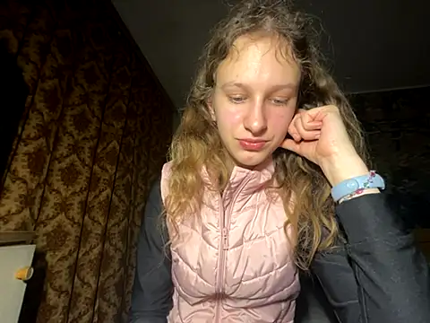 Snapshot of Eva_Angel3 chatting on 11.11.25 Eva Angel3 online show from 11.11.25