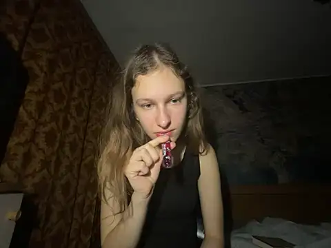 Snapshot of Eva_Angel3 chatting on 11.14.25 Eva Angel3 online show from 11.14.25