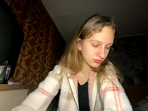 Snapshot of Eva_Angel3 chatting on 11.28.25 Eva Angel3 online show from 11.28.25