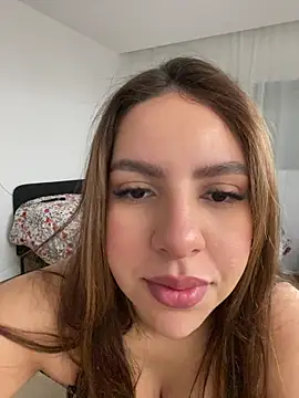Snapshot of brazilianbbinuk chatting on 04.17.26 brazilianbbinuk online show from 04.17.26