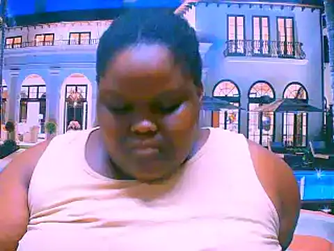 EbonyHotBuns online show from 10.22.25