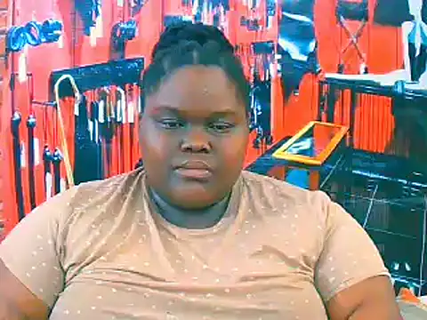 EbonyHotBuns online show from 11.15.25