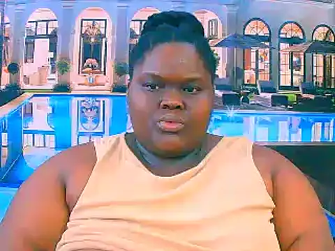 EbonyHotBuns online show from 12.14.25