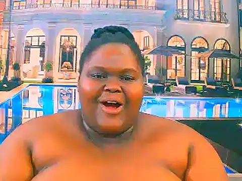 EbonyHotBuns online show from 12.16.25