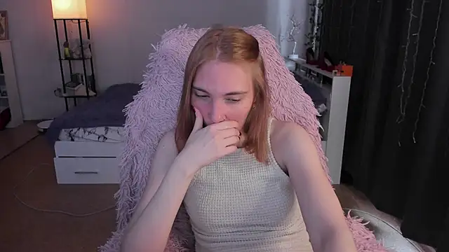 ReddHotPipper online show from 04.09.26