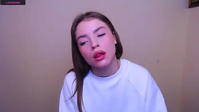 MissOliviaa  online show from 02.25.25