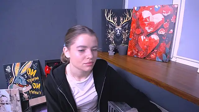 MissOliviaa  online show from 11.15.25