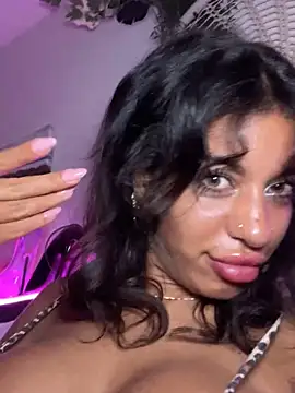 AlyssaHottv  online show from 12.16.25