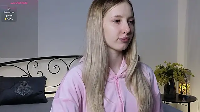 Snapshot of KarnetJ chatting on 02.08.26 KarnetJ online show from 02.08.26