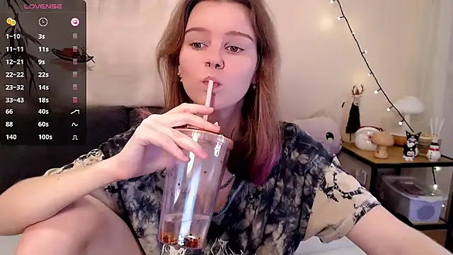 Moona xx online show from 01.11.25