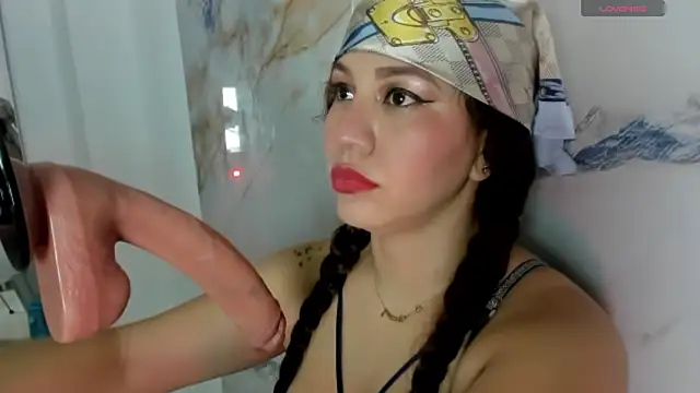 hade cute online show from 09.30.25