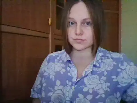 Snapshot of Evasapples chatting on 12.07.24 Evasapples online show from 12.07.24