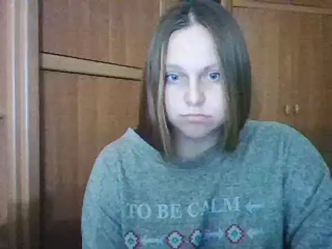 Snapshot of Evasapples chatting on 12.07.24 Evasapples online show from 12.07.24