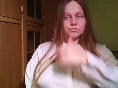 Snapshot of Evasapples chatting on 12.14.24 Evasapples online show from 12.14.24