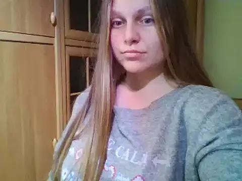 Snapshot of Evasapples chatting on 01.23.25 Evasapples online show from 01.23.25