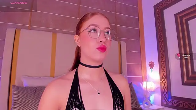 Snapshot of AbigailCarter chatting on 02.04.26 AbigailCarter online show from 02.04.26