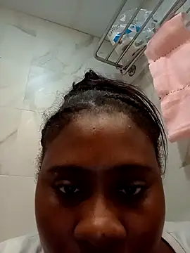 KennyBigWoman online show from 11.11.25