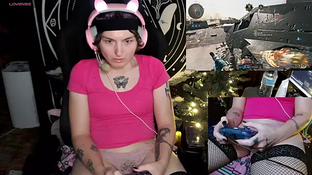 BrandiWRLD 999 online show from 12.18.24