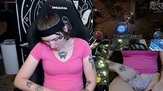 BrandiWRLD 999 online show from 01.03.25