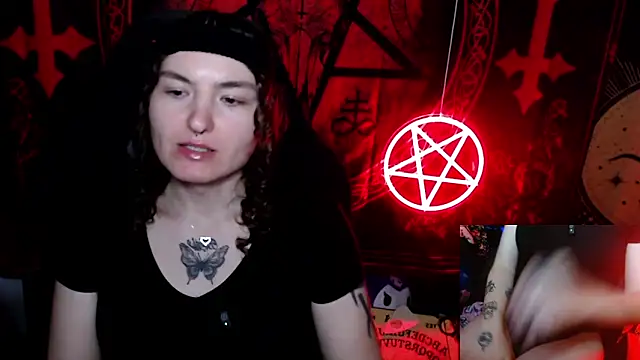 BrandiWRLD 999 online show from 10.09.25