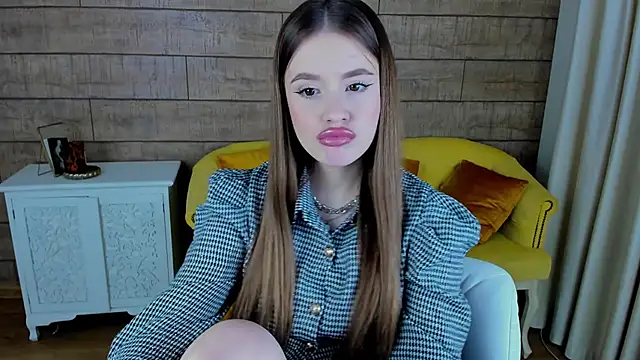 MilanaBalmain online show from 01.21.25