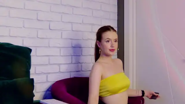 MilanaBalmain online show from 02.05.25