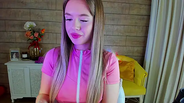 MilanaBalmain online show from 02.26.25