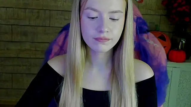 MilanaBalmain online show from 11.03.25