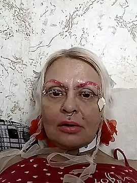 Gardener of Illusions online show from 11.22.25