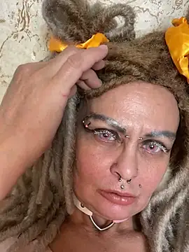 Gardener of Illusions online show from 02.06.26