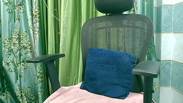 Snapshot of Lovely_Sanvi chatting on 11.02.25 Lovely Sanvi online show from 11.02.25