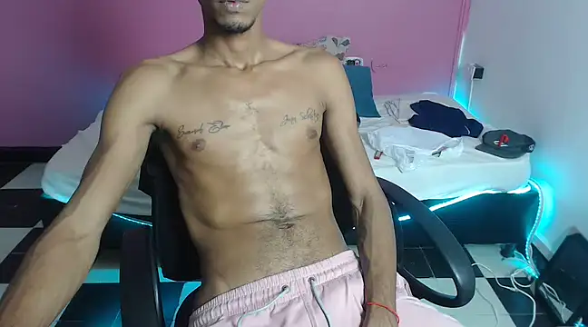 Snapshot of Albertwd420 chatting on 03.19.25 Albertwd420 online show from 03.19.25