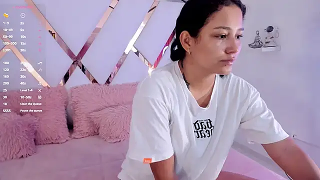 Snapshot of sexyy_kitty18 chatting on 02.24.25 sexyy kitty18 online show from 02.24.25