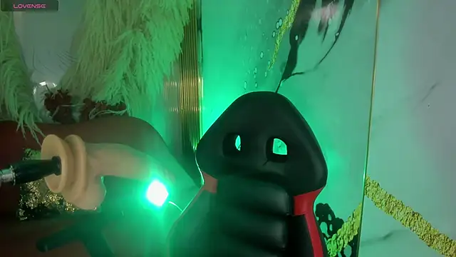 Snapshot of sexyy_kitty18 chatting on 09.20.25 sexyy kitty18 online show from 09.20.25