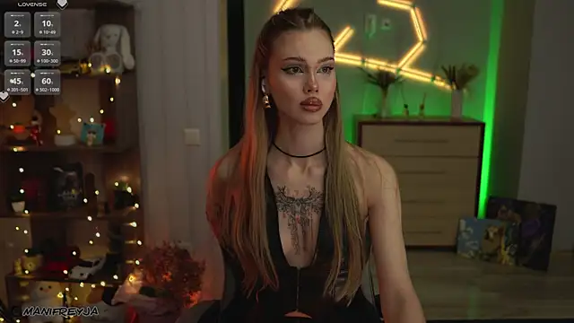 ManiFreyja online show from 11.22.25