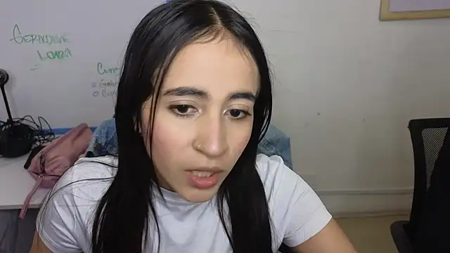 Mia Fischer online show from 01.16.26