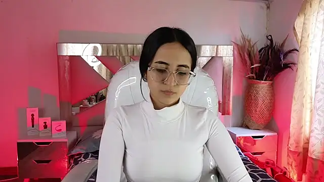 Mia Fischer online show from 03.08.26