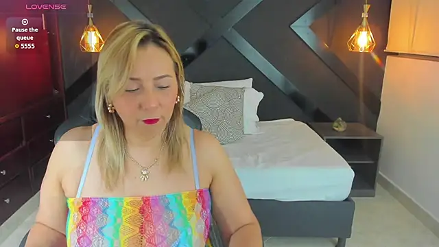 Snapshot of andre_soto_ chatting on 02.10.26 andre soto online show from 02.10.26