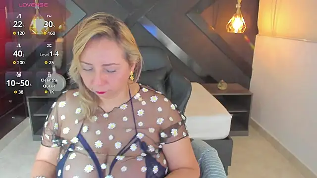 Snapshot of andre_soto_ chatting on 02.13.26 andre soto online show from 02.13.26