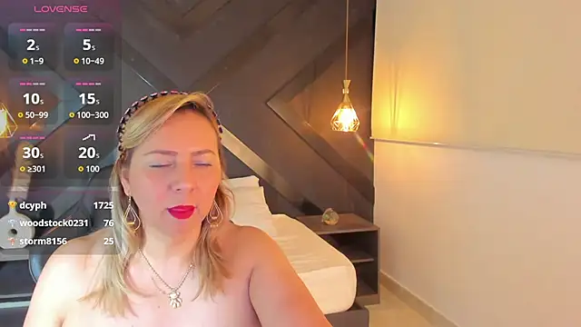 Snapshot of andre_soto_ chatting on 02.15.26 andre soto online show from 02.15.26