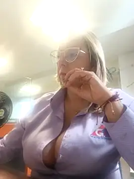 Snapshot of andre_soto_ chatting on 02.23.26 andre soto online show from 02.23.26