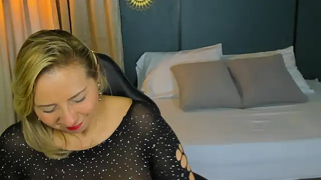 Snapshot of andre_soto_ chatting on 02.25.26 andre soto online show from 02.25.26