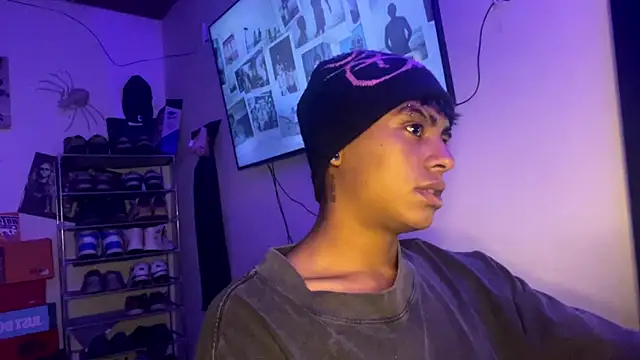  Billowy  online show from 12.05.25