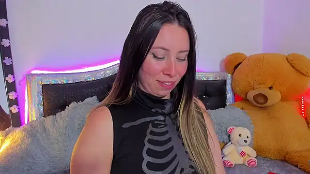 JanneKim online show from 12.18.24