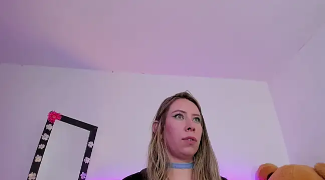 JanneKim online show from 01.04.25