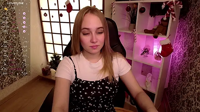 LianaBright online show from 01.20.25