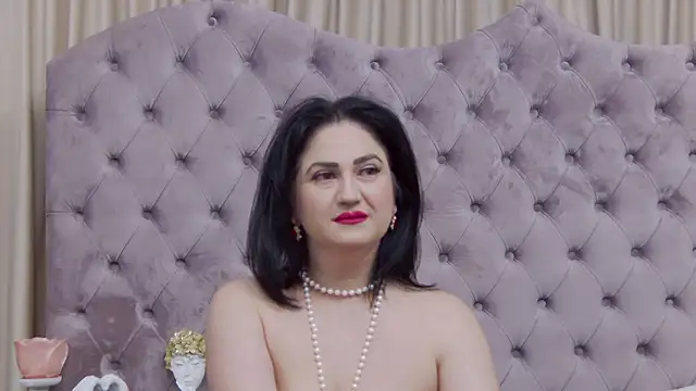 Snapshot of CassidyVelvet chatting on 03.01.26 CassidyVelvet online show from 03.01.26