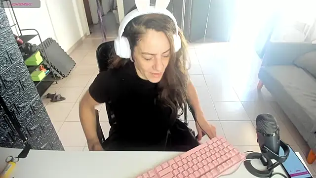 jessiburningheels online show from 03.17.25