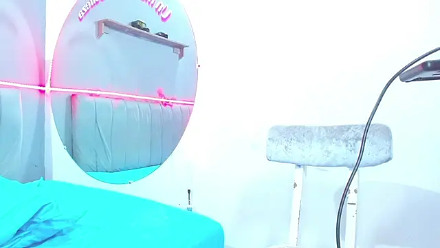 Snapshot of minimi_naty chatting on 12.27.24 minimi naty online show from 12.27.24