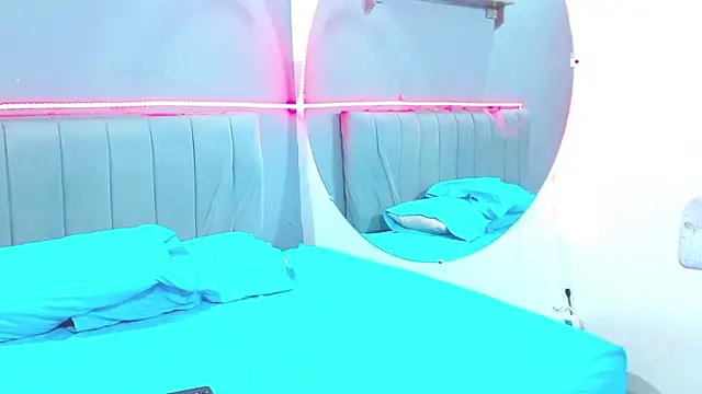 Snapshot of minimi_naty chatting on 01.15.25 minimi naty online show from 01.15.25